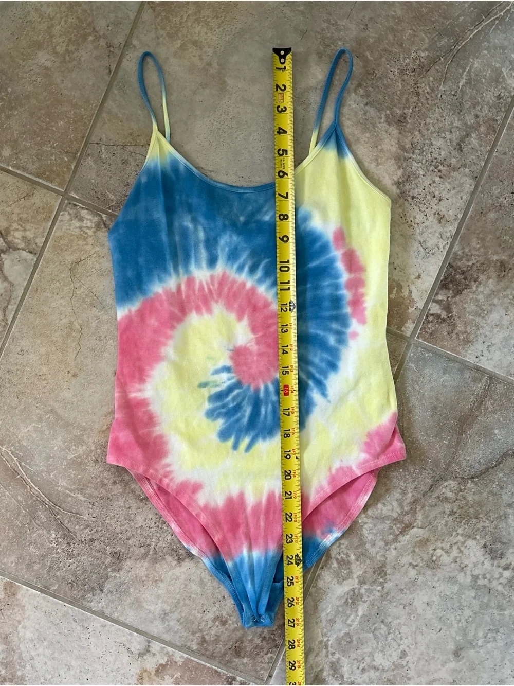 Forever 21 Spiral Tie Dye Bodysuit Snap Closure Scoop Neck Rainbow 90s Y2K Boho